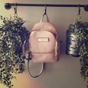 Small pink fashion backpack